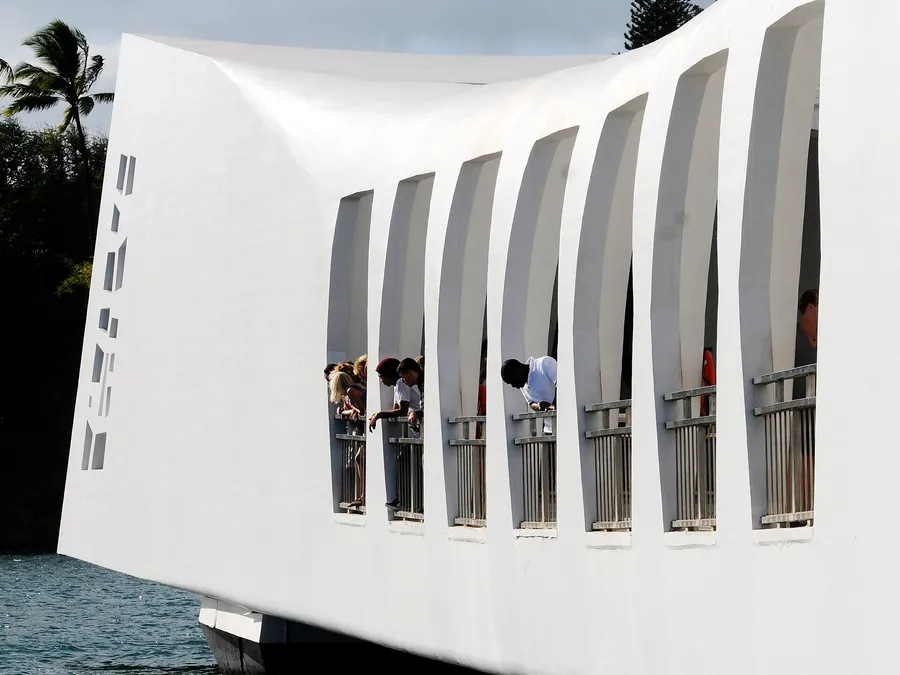 Family Boats Tours