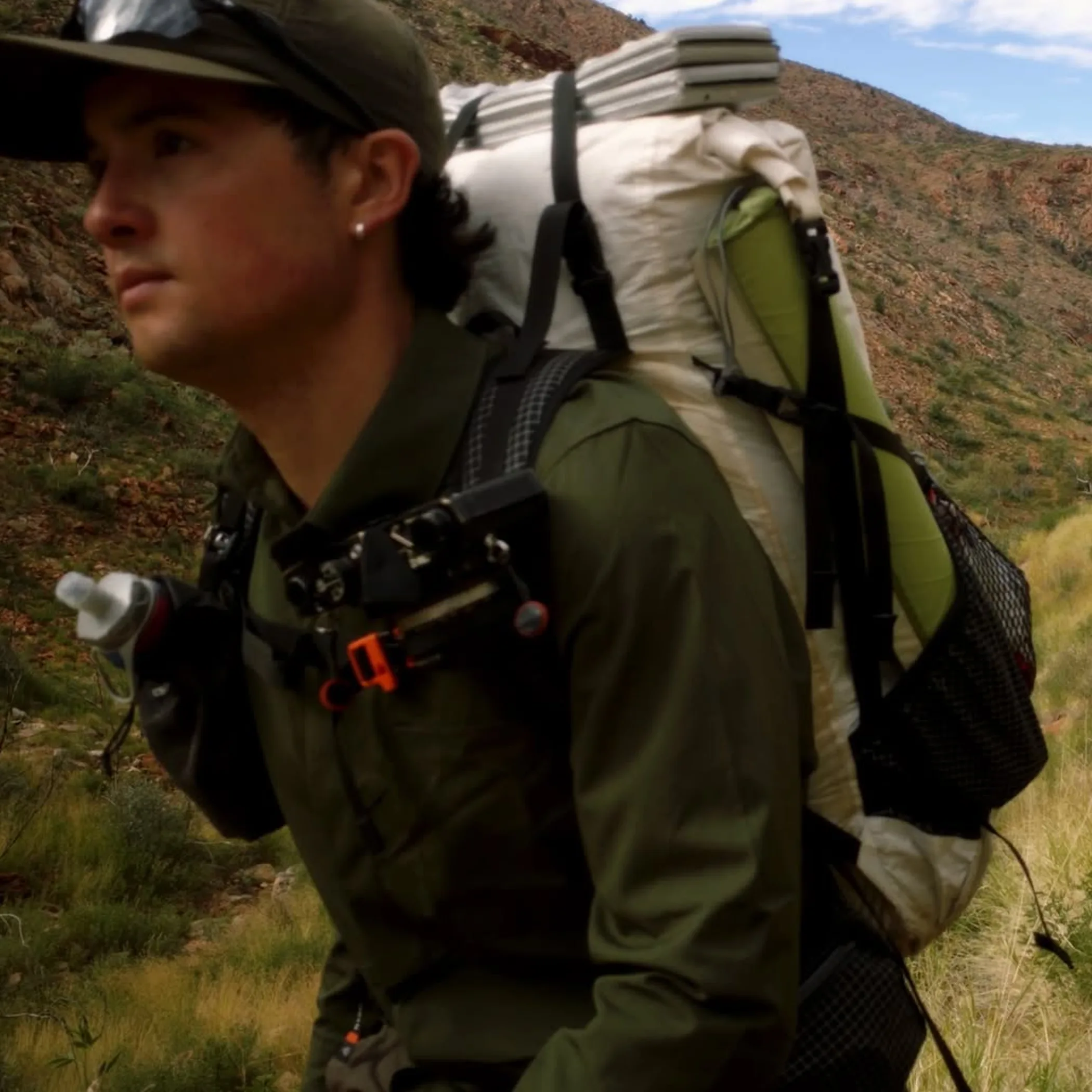 backpacker hiking on larapinta trail